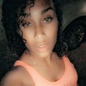 Meet your Posher, Tabitha